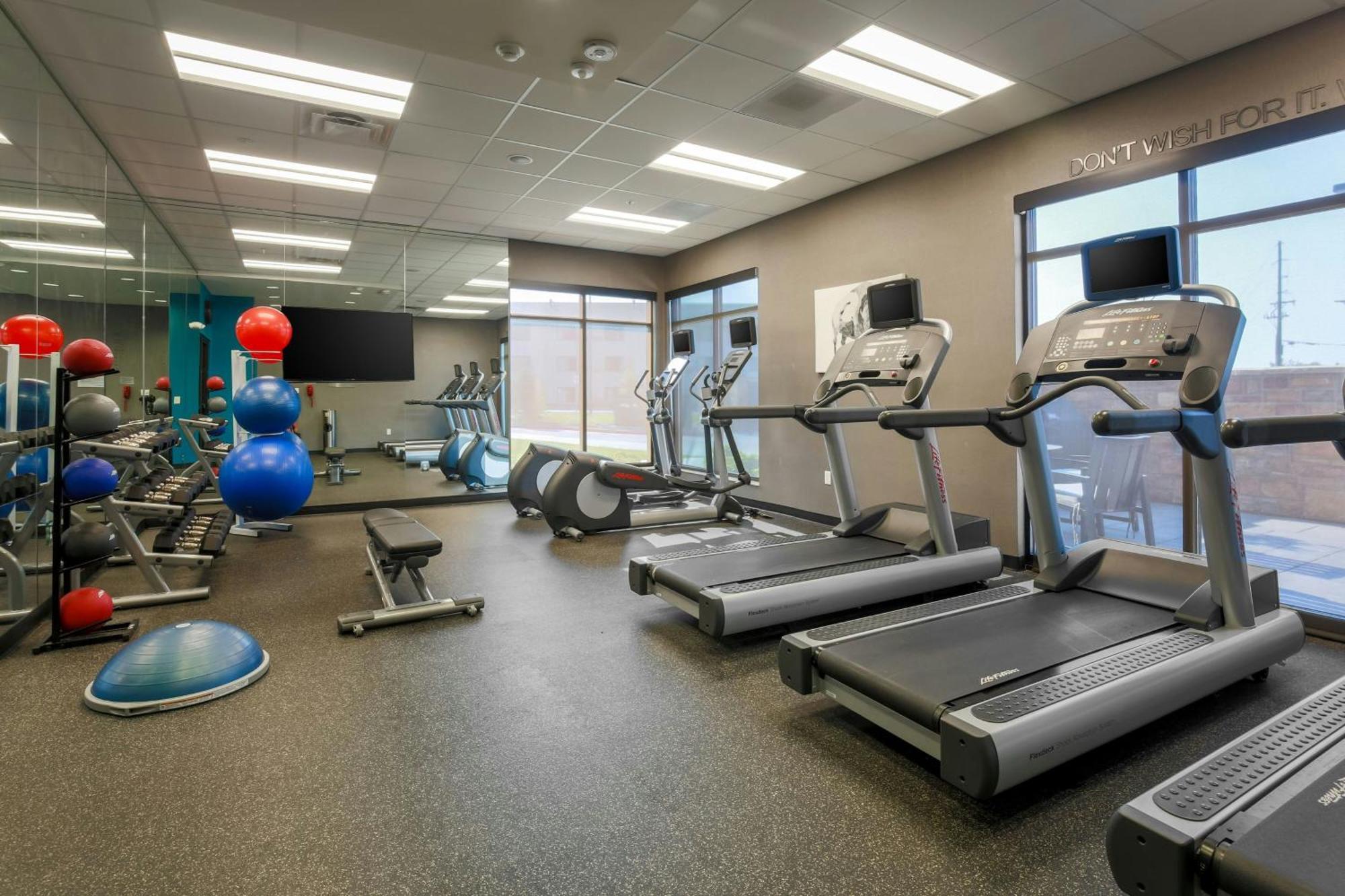 Fairfield Inn & Suites By Marriott Cheyenne Southwest/Downtown Area Eksteriør bilde