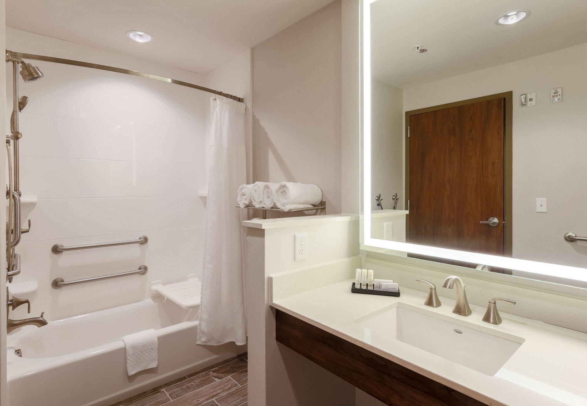Fairfield Inn & Suites By Marriott Cheyenne Southwest/Downtown Area Eksteriør bilde